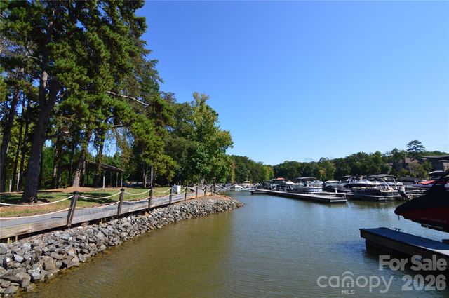 3036 Lake Pointe Drive 170, Belmont, NC 28012