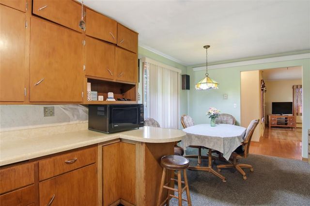 1290 County Road F, Eau Claire, WI 54703