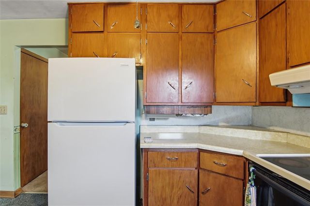 1290 County Road F, Eau Claire, WI 54703
