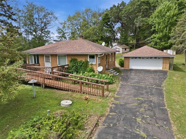 1290 County Road F, Eau Claire, WI 54703
