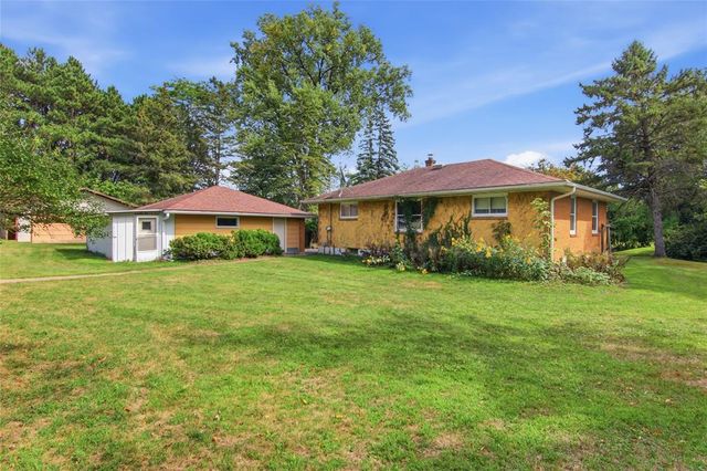 1290 County Road F, Eau Claire, WI 54703