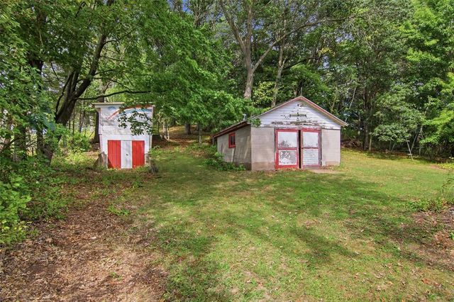 1290 County Road F, Eau Claire, WI 54703