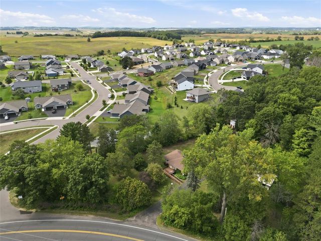 1290 County Road F, Eau Claire, WI 54703