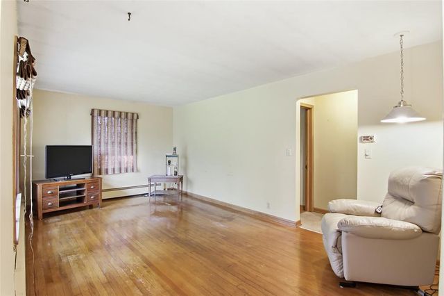 1290 County Road F, Eau Claire, WI 54703