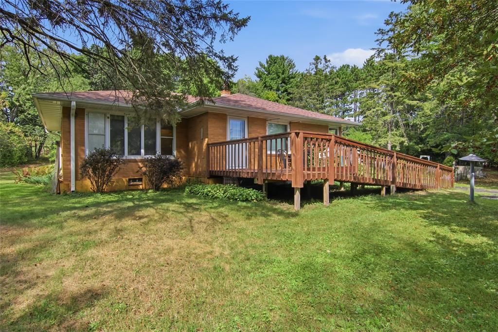 1290 County Road F, Eau Claire, WI 54703