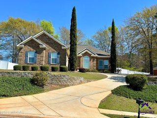 220 Timber Ridge Boulevard, Byron, GA 31008