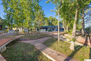 12812 Q Street, Omaha, NE 68137