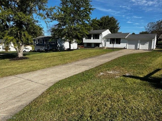 2827 Cynthia Drive, Medina, OH 44256