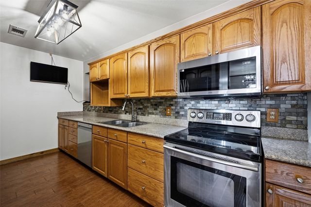 3515 Old Southmayd Road, Sherman, TX 75092