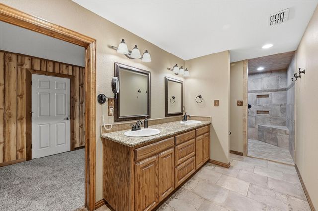 3515 Old Southmayd Road, Sherman, TX 75092