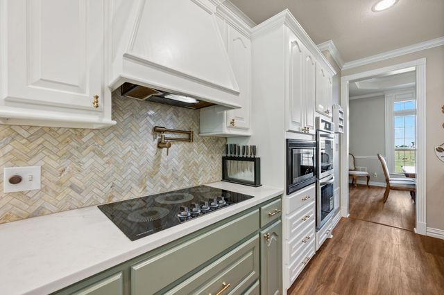 1216 West Road, Waxahachie, TX 75165