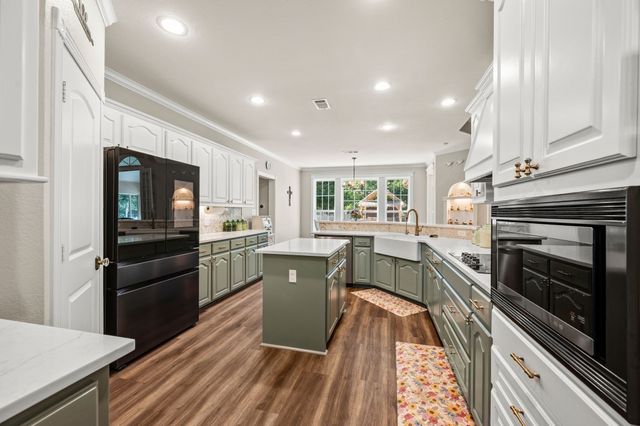 1216 West Road, Waxahachie, TX 75165