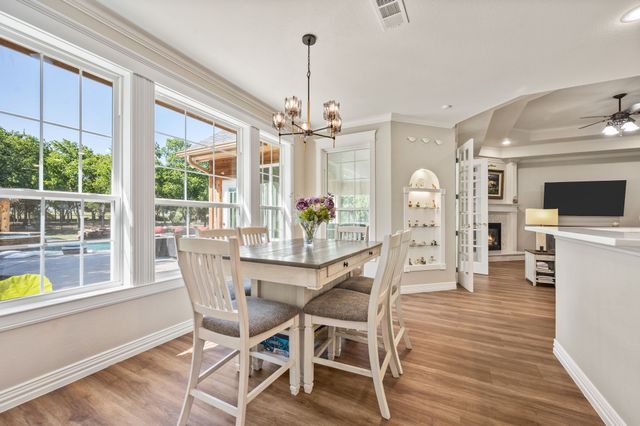 1216 West Road, Waxahachie, TX 75165