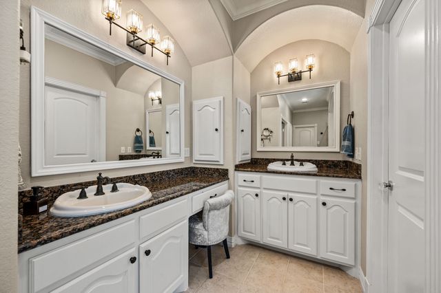 1216 West Road, Waxahachie, TX 75165