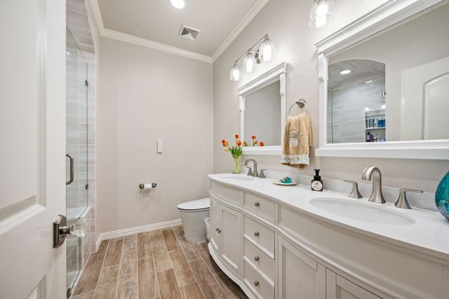 1216 West Road, Waxahachie, TX 75165