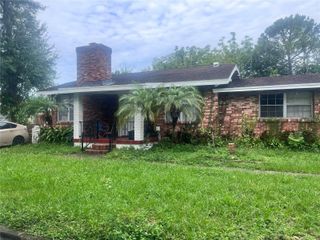 10006 N MITCHELL AVENUE, Tampa, FL 33612