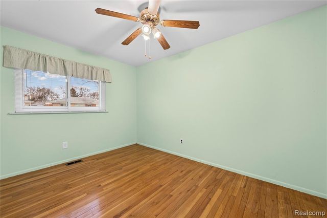 15090 Gage Street, Taylor, MI 48180