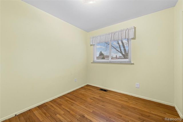 15090 Gage Street, Taylor, MI 48180