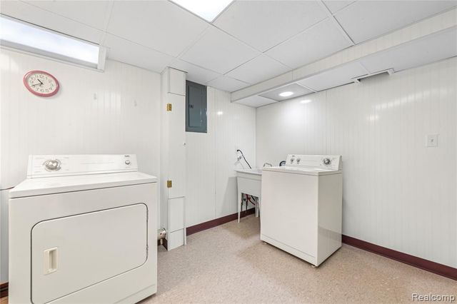 15090 Gage Street, Taylor, MI 48180