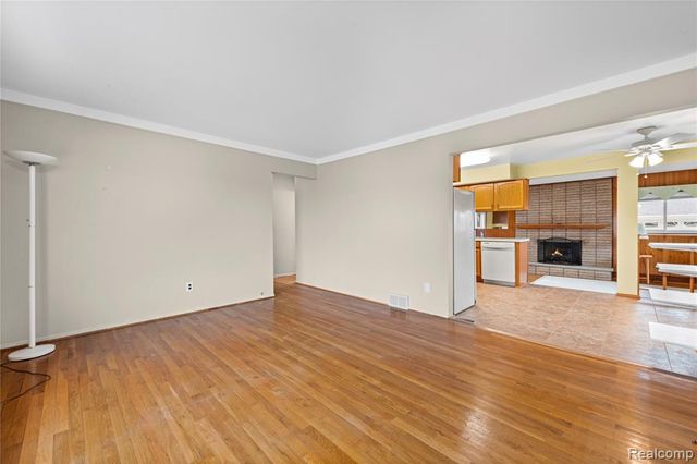 15090 Gage Street, Taylor, MI 48180