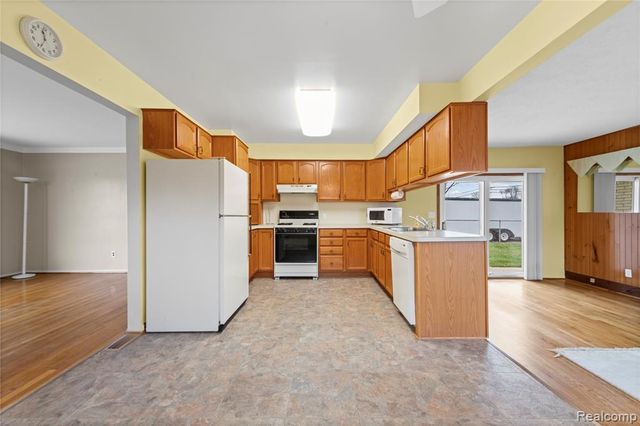 15090 Gage Street, Taylor, MI 48180
