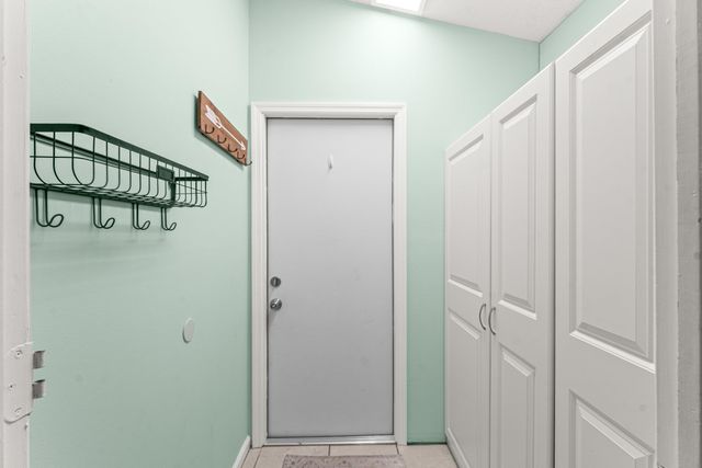 13785 62nd Court N, West Palm Beach, FL 33412