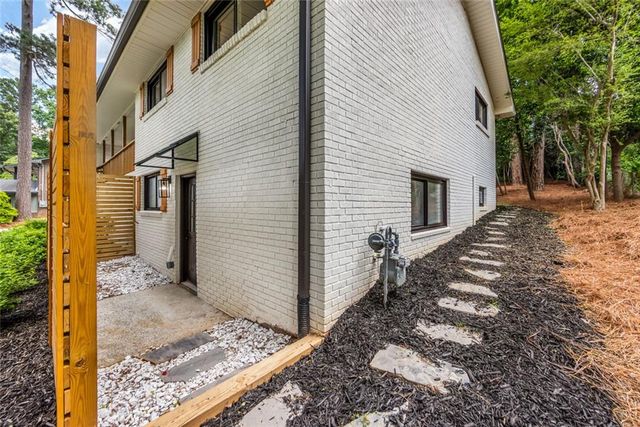 1439 Forest Lane SE, Marietta, GA 30067