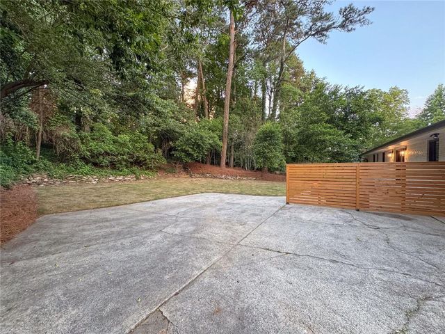 1439 Forest Lane SE, Marietta, GA 30067