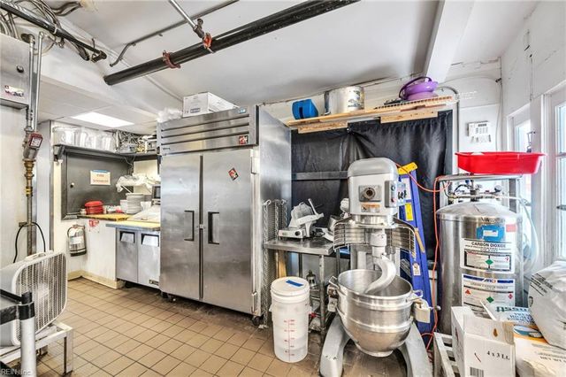 637 10th ST, Virginia Beach, VA 23451