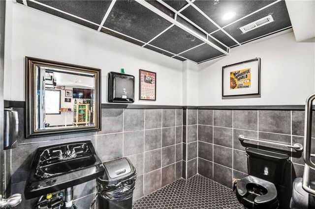 637 10th ST, Virginia Beach, VA 23451