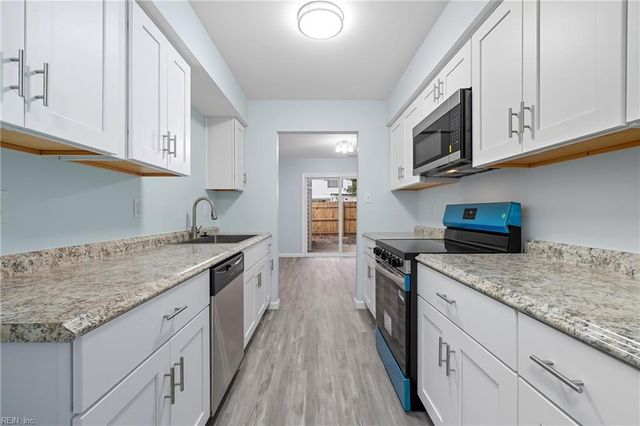 5349 Commons Ct, Virginia Beach, VA 23462
