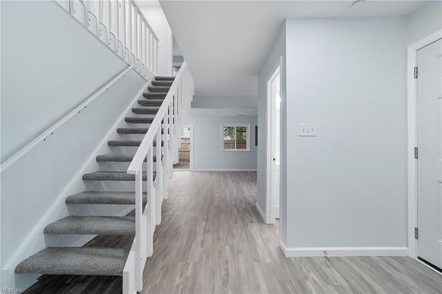 5349 Commons Ct, Virginia Beach, VA 23462
