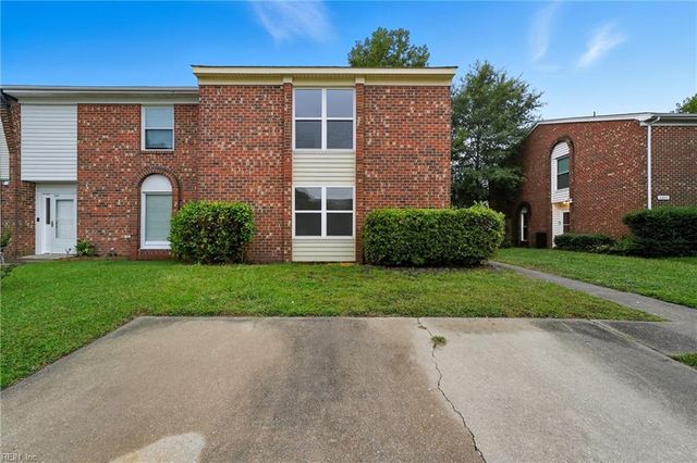5349 Commons Ct, Virginia Beach, VA 23462