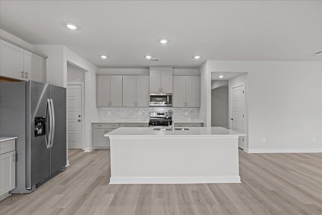 1564 Erindale Drive, Wellford, SC 29385