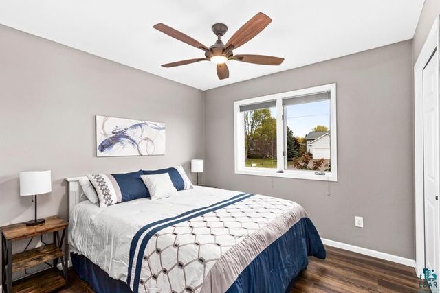 2020 E 11th St, Superior, WI 54880