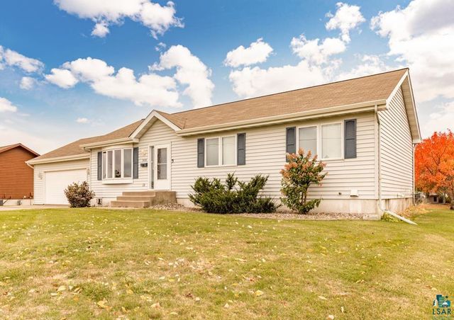 2020 E 11th St, Superior, WI 54880