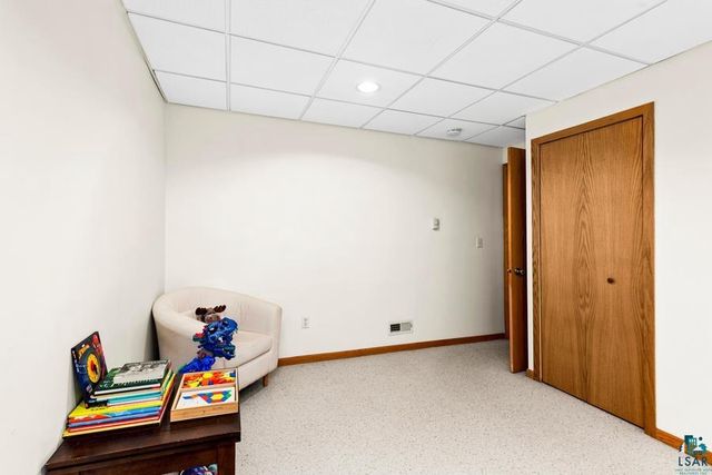 2020 E 11th St, Superior, WI 54880