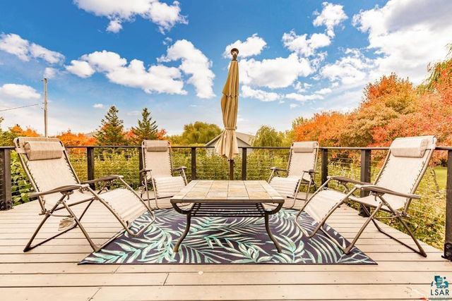 2020 E 11th St, Superior, WI 54880