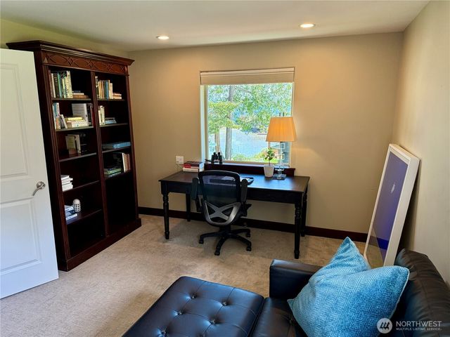 10258 NE Lafayette Avenue, Bainbridge Island, WA 98110