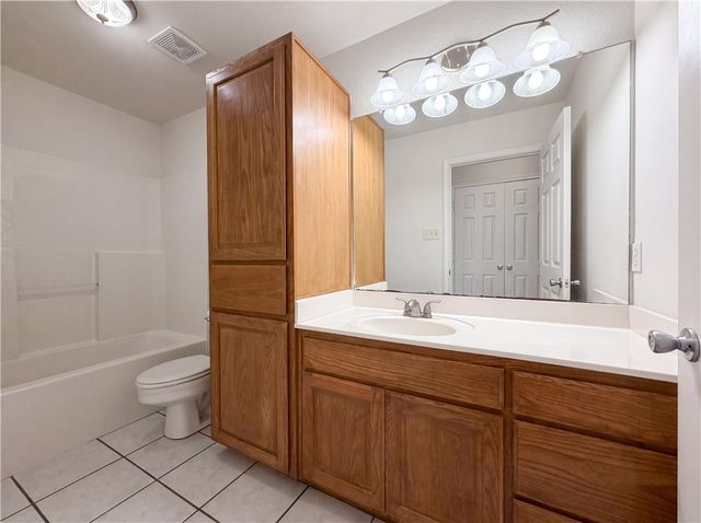 6041 King, Corpus Christi, TX 78414