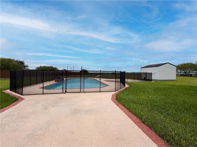 6041 King, Corpus Christi, TX 78414