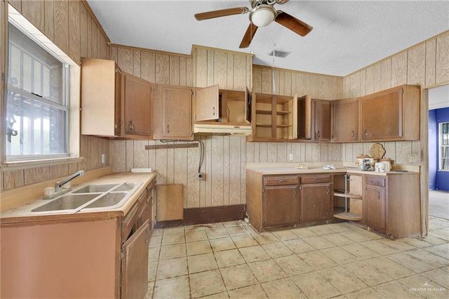 6653 El Camino Real, Mission, TX 78572