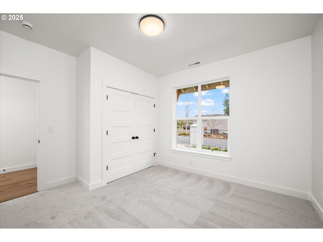 88097 JAMESON Way, Veneta, OR 97487