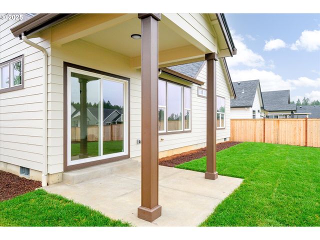 88097 JAMESON Way, Veneta, OR 97487