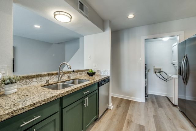 4777 Cedar Springs Road 6H, Dallas, TX 75219