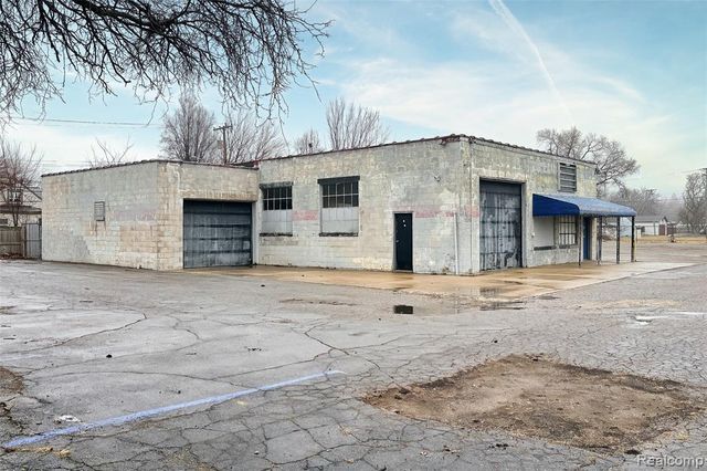 14239 Telegraph Road, Taylor, MI 48180