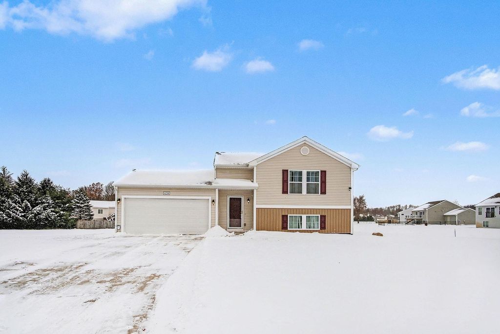 6230 Summer Ridge Court, Eureka Twp, MI 48838