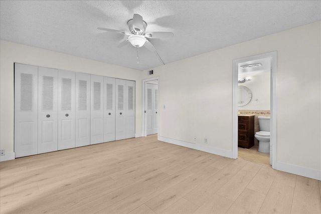 142 Kent I, West Palm Beach, FL 33417