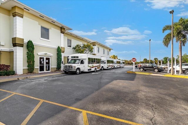 142 Kent I, West Palm Beach, FL 33417