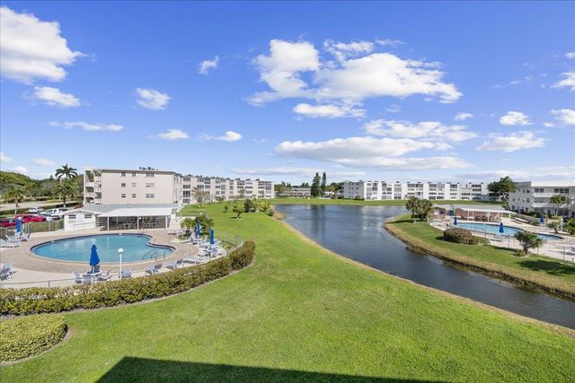 142 Kent I, West Palm Beach, FL 33417